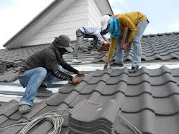 Fast & Reliable Emergency Roof Repairs in Town N Country, FL